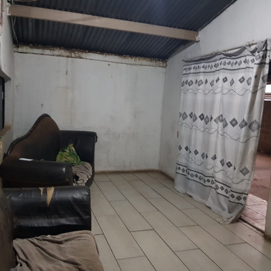 2 Bedroom Property for Sale in Bloemside Free State